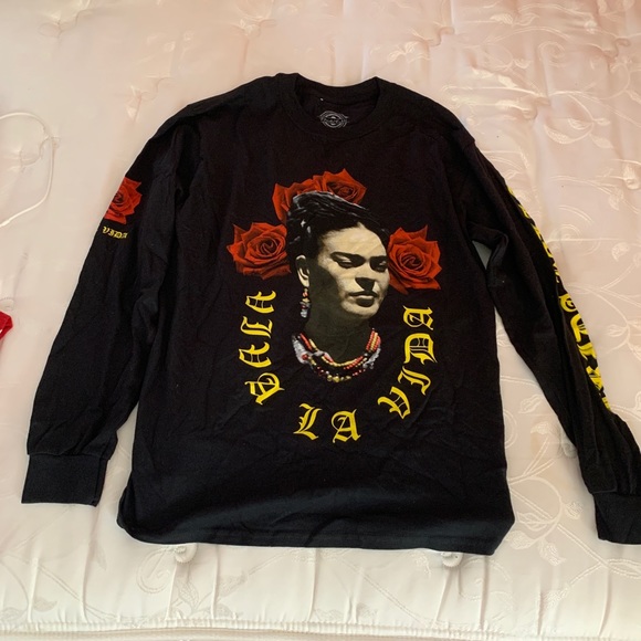 Frida Kahlo Long Sleeved Shirt! UNISEX - Picture 4 of 5